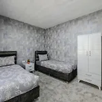 Palas Apartments