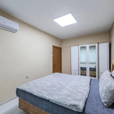 Palas Apartments