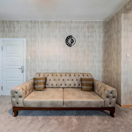 Palas Apartments 公寓式酒店 4*
