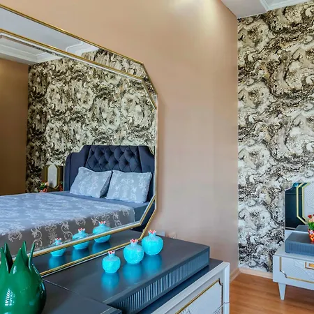Palas Apartments 公寓式酒店