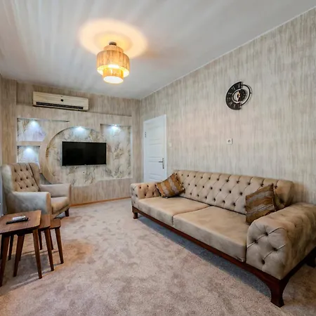 Palas Apartments Aparthotel 4*